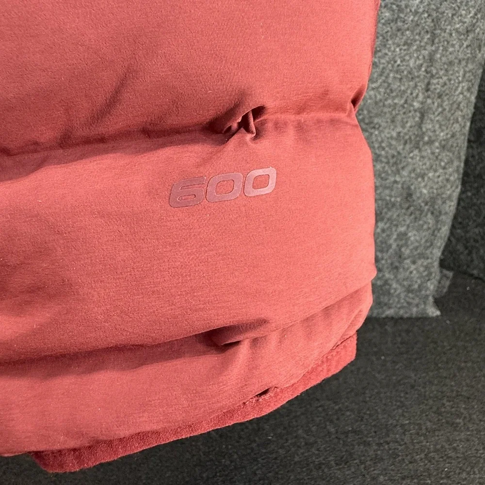 The North Face Renewed Belleview Stretch Down Jacket Mens XL Red 600 Fill